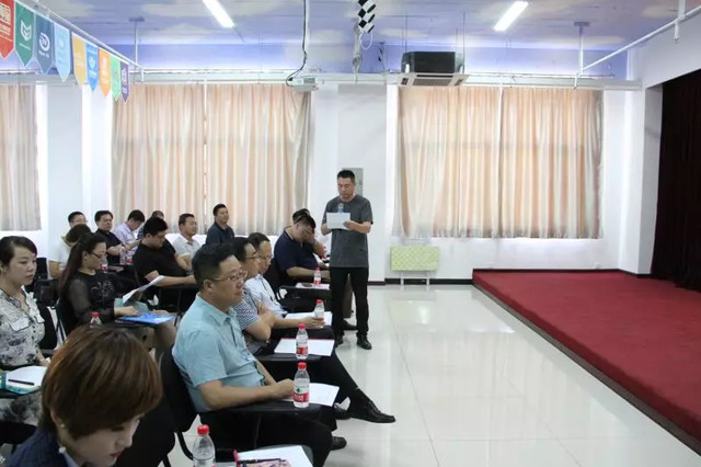 秦皇島市互聯(lián)網(wǎng)行業(yè)協(xié)會(huì)籌備會(huì) 秦皇島市互聯(lián)網(wǎng)行業(yè)協(xié)會(huì)籌備會(huì)